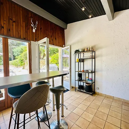 Armagnac, Relaxing Near Διαμέρισμα Nogaro