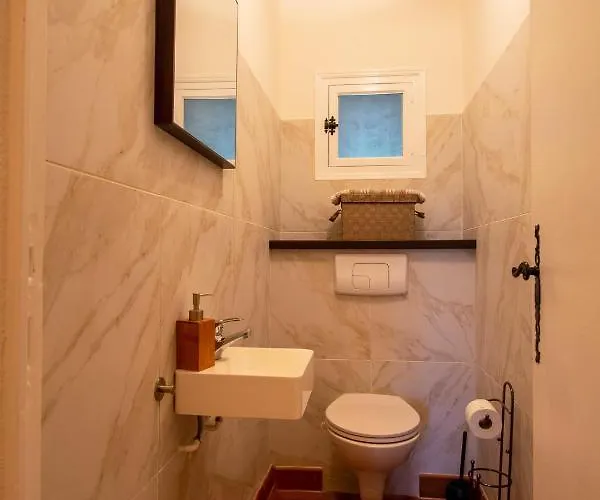 Armagnac, Relaxing Near Daire Nogaro